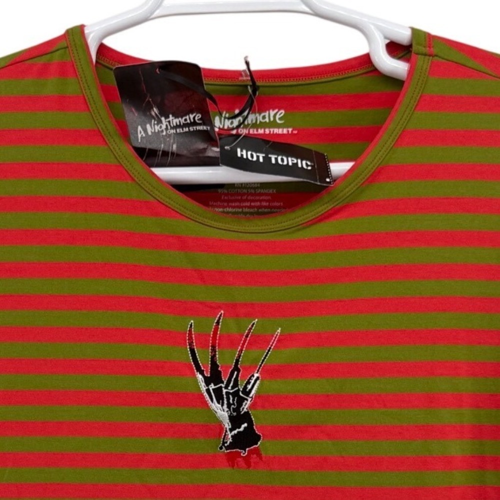 Hot Topic A Nightmare on Elm Street Freddy Krueger Striped Crop Top 3X New